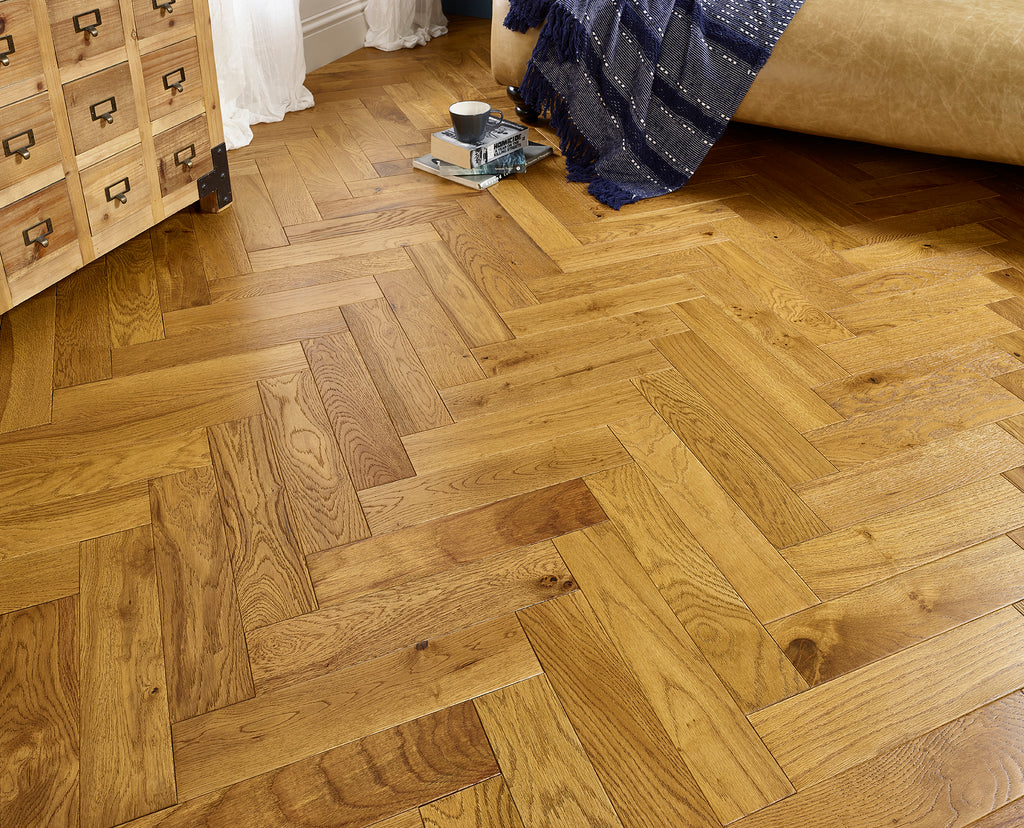 Mayfair Light Golden Brushed & Lacquered HB