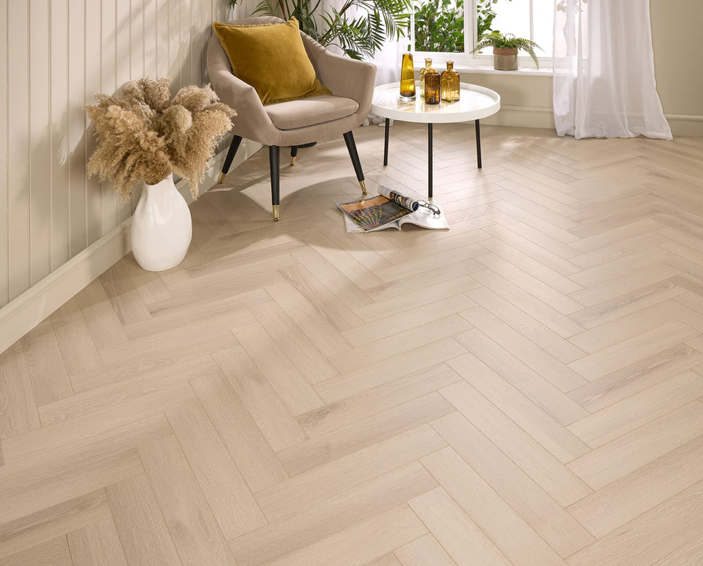 Halmstad Oak Herringbone 12mm     ❌ Sold Out